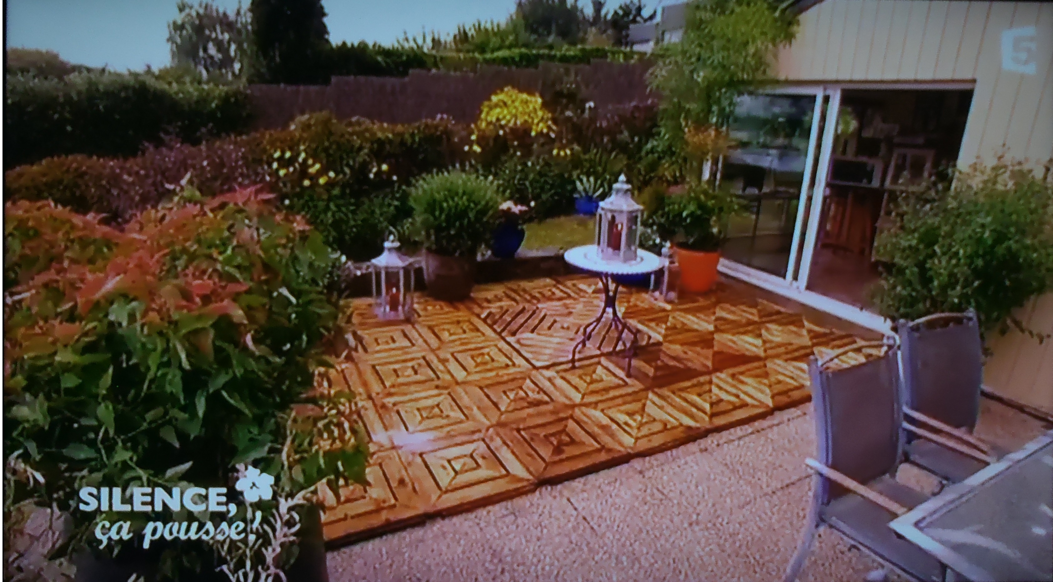 Terrasse Marocaine En Bretagne Pas De Panique Decryptage De L Emission